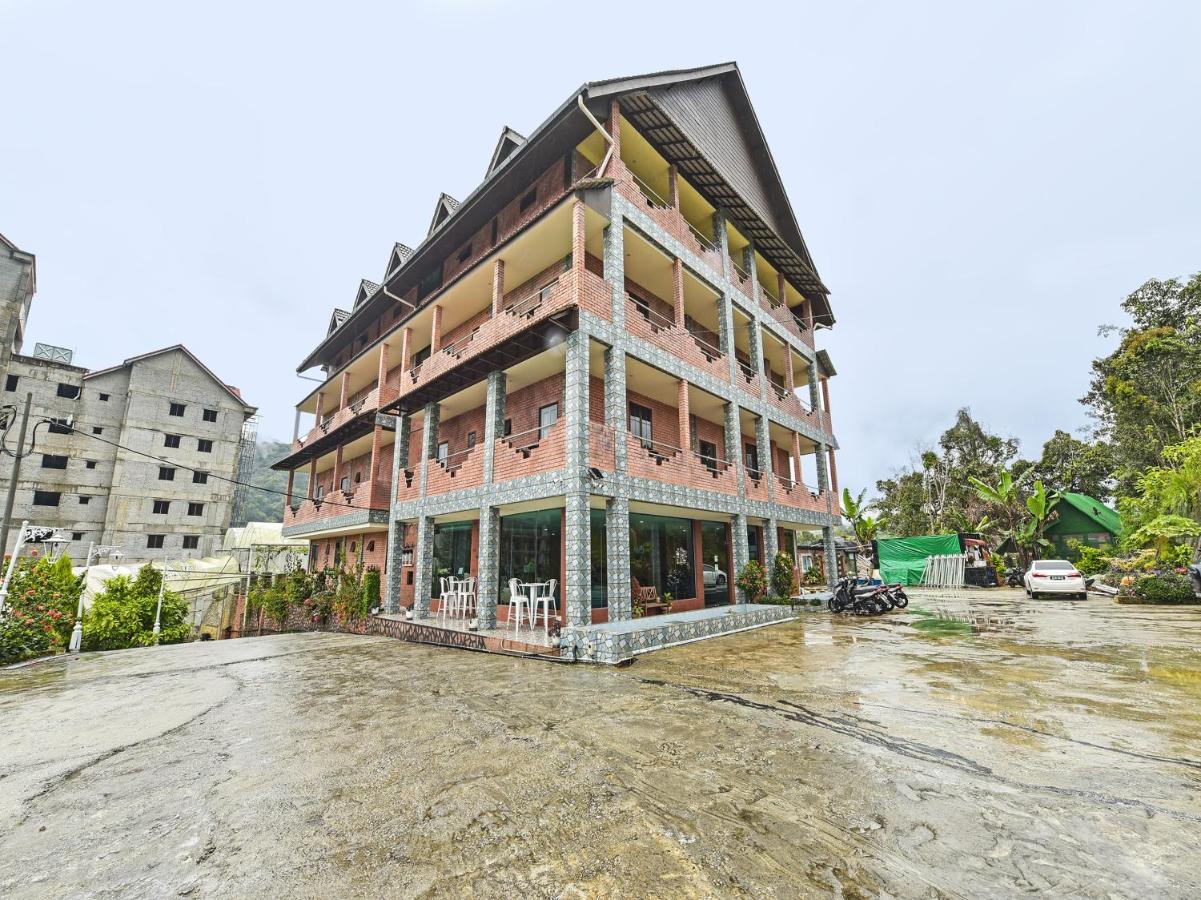 Oyo 90722 D'Puncak Hotel Cameron Highlands Exterior foto
